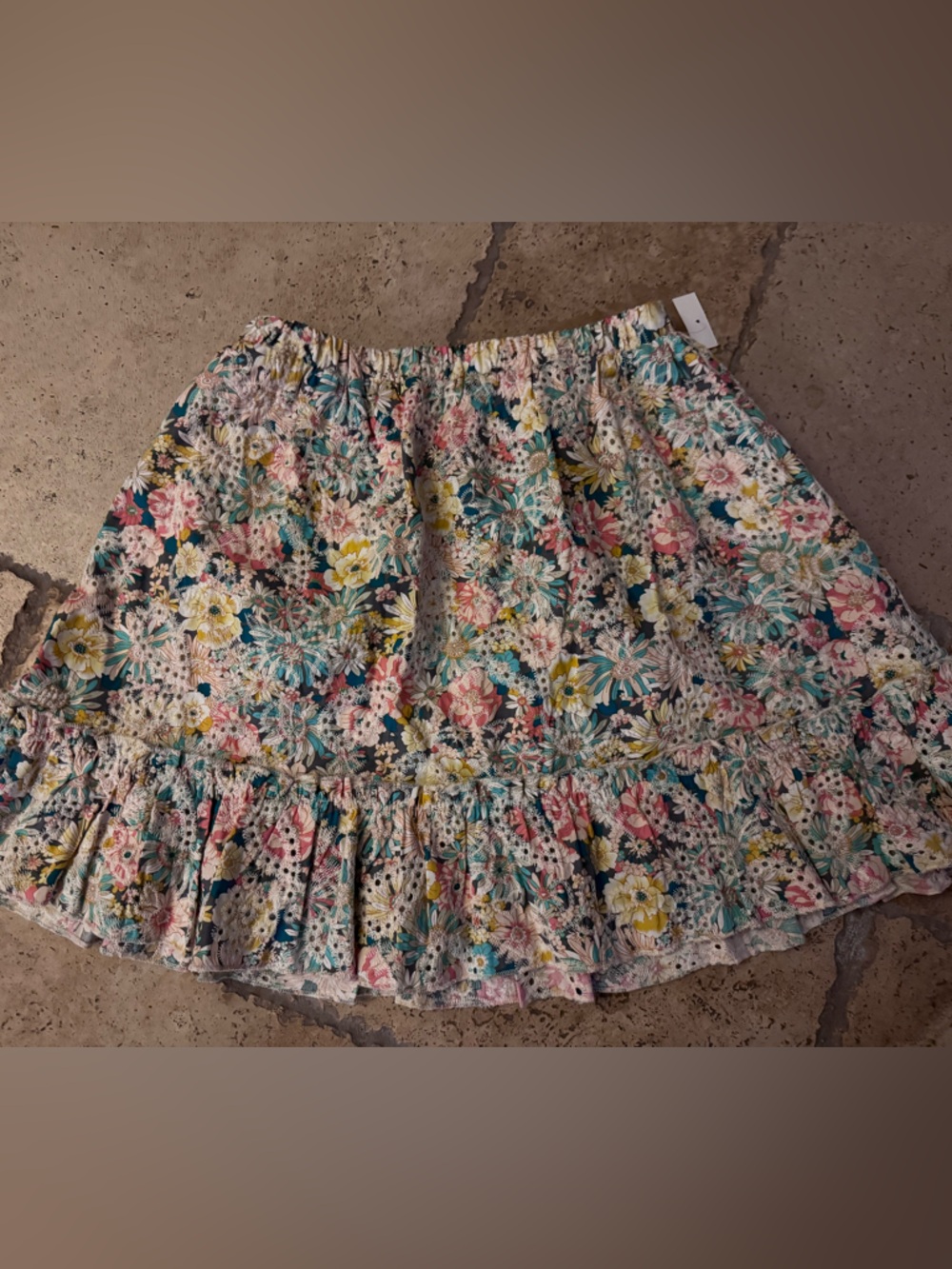 Luna Moon Skirt NWT Sz M Bottom Ruffle Elastic Waist Embroidered Daisy Floral